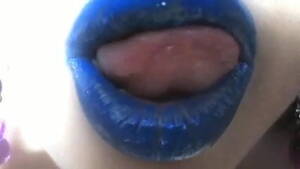 Blue Lipstick Girl Porn - Blue Lips Make You Submit | xHamster