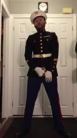 Marine In Uniform Gay Porn - Pig busting a nut in marine dress blues - ThisVid.com ä¸­æ–‡