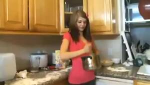 Happy Babysitter Porn - Happy Birthday Babysitter : XXXBunker.com Porn Tube