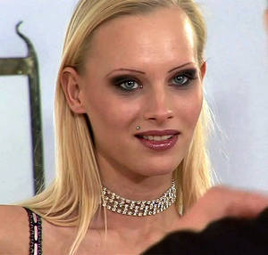 Miss Hungary Porn - Gorgeous Hungarian babe Gitta Blond has DP sex