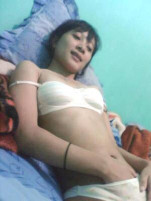 Indonesian Amateur Porn - febi indonesian hot ***** On Yuvutu Homemade Amateur Porn Movies And XXX  Sex Videos
