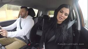 big guy drives - Big guy bangs busty driving examiner - XNXX.COM