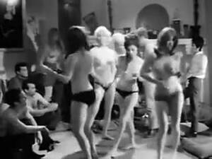 College Girl Softcore Porn - Party Classic: College Girls (1968 softcore) - TubePornClassic.com