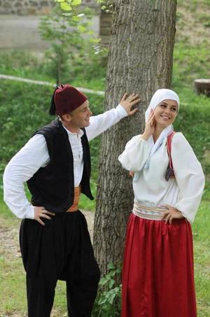 Bosnian Hijab Porn - A Bosnian couple in traditional dress lol I remember when my mother in law  made me wear something like this Muslim Wedding