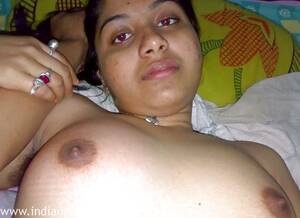 college girlfriend tits - Indian College Girl Porn Squeezing Her Big Tits Filmed By Boyfriend