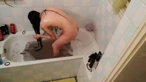 girls naked on spy cam bathtub - Hidden cam in a slim teen girls bathroom pt2 HD - XVIDEOS.COM