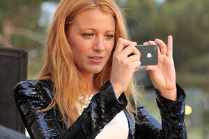 Blake Lively Celebrity Porn - Blake Lively Nude Photo Scandal: Hacker Releases More Pics