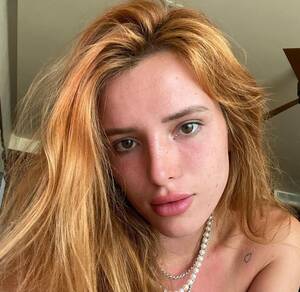 Close Up Bella Thorne Porn - Disney star Bella Thorne slammed for 'offensive' Halloween costume in wake  of Black Lives Matter movement - NZ Herald