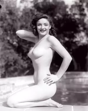 1940 1950 Porn Beach - Vintage Beach Pics: Free Classic Nudes â€” Vintage Cuties