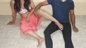 Indian Feet Fuck - Desi indian mother-in-law foot fetish and fuck absence of wife xxx porn in  clear hindi voice watch online
