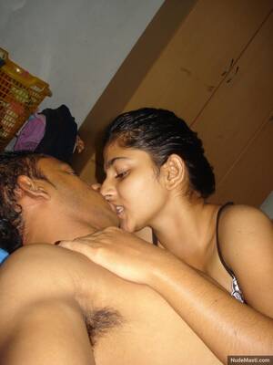 Indian Women Interracial Porn - Cute Indian college girl sex pics with foreigner in Goa - Really hot imagery