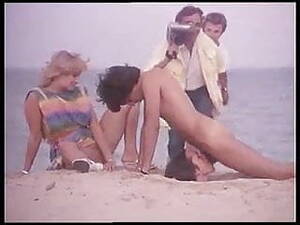 Foursome Vintage Porn Beach - Free Vintage Beach Porn Videos (287) - Tubesafari.com