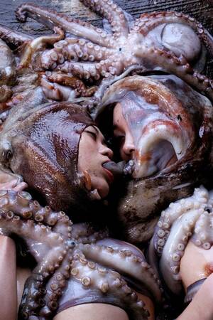 2 Girls One Octopus Porn - Two Girls Sucking An Octopus..Tentacle?? [PIC] probably NSFW : r/WTF