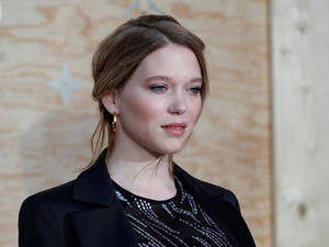 Avatar Porn Ty Lee Kataka - Lea Seydoux, famous for playing 'Bond Girl' in 'Spectre', has now revealed  that studio mogul Harvey Weinstein tried to kiss her in a hotel.