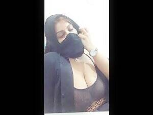 Arab Woman Mask Porn - Horny Arab Girl In Burqa Showing Her Big Boobs And Big Butt On Cam -  ChiggyWiggy.Com