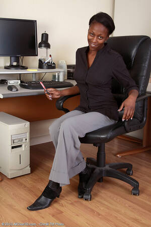 mature secretary bra - Tempt - All Over 30