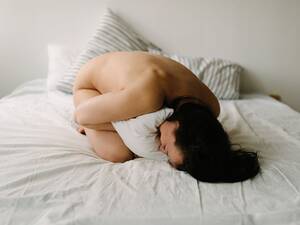 girls sleeping naked - 43 Solo Sex Tips for Every Body: Strokes, Scenarios, More