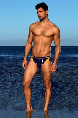 beach body shots naked - Joao chiaffitelli