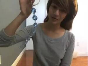 anal balls farting - Girl tries to fart with anal beads. shits instead - ThisVid.com