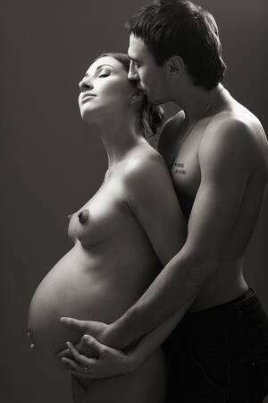 husband and wife pregnant porn - Pregnant wife posing nude with husband, artistic | MOTHERLESS.COM â„¢