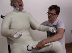 Body Cast Fetish Porn - Intense orgasm in full body cast - ThisVid.com
