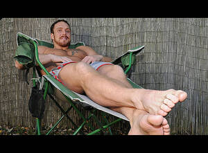 Huge Feet Porn - Cain's Huge Feet - Gay BDSM-Fetish Porn - My Friends Feet