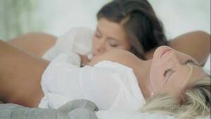 marry queen lesbian - Caprice and Marry Queen hot lesbian sex - XVIDEOS.COM