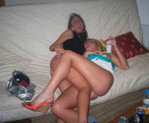 drunk party sluts - SATURDAY Night DRUNK PARTY GIRLS Nude Amateur Porn