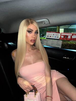 european tranny escorts - spanish25cm blonde barbieXXL, Spanish Transsexual escort in Barcelona