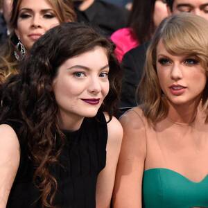 Lorde Porn - Taylor Swift hits back at rumours that she is fighting with Lorde | London  Evening Standard | Evening Standard