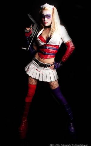 Arkham City Harley Quinn Cosplay Porn - Photos and information on making Arkham Asylum Harley Quinn costume. Part  of the online portfolio of costume designer and cosplay model Candy Keane,  ...