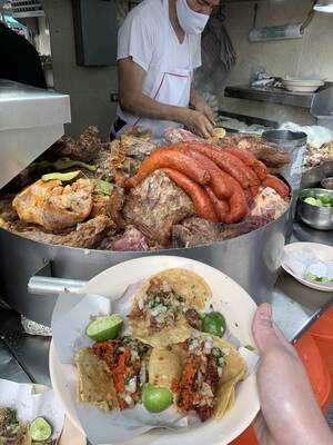 Mexican Street Meat Porn - OC] Mexico City Street Tacos @ TaquerÃ­a Los Cocuyos : r/FoodPorn