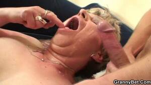 granny cumshot tubes - The granny gets cum on her face - Porn Video at XXX Dessert Tube