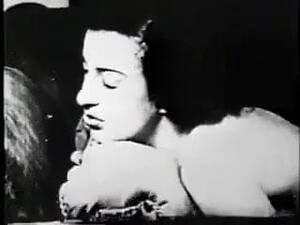 1930 Vintage Lesbian Porn - Two matures licking pussy and assholes, lesbian. 1930s | xHamster