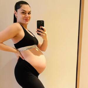 Jessie J Porn - Jessie J shares nude pregnancy snaps as she approaches due date: 'Just want  to remember this feeling' | The Independent
