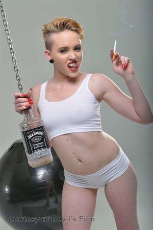 mollys wrecking ballz - DVD Watch Now