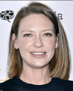 Anna Torv Porn - Anna Torv - loved seeing her in this, excellent casting. She has such a  great screen presence. : r/ThelastofusHBOseries