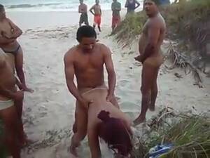 beach fuck crowd - Couple having sex in front of an audience - public porn at ThisVid tube
