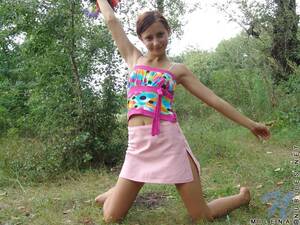 frisky teen - Frisky teen naughty out in nature Porn Pictures, XXX Photos, Sex Images  #3219788 - PICTOA