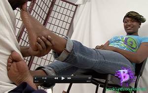 bbw ebony toe sucking - 