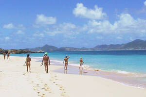french nude beach voyager - Nude Beach Etiquette for St. Martin Beach