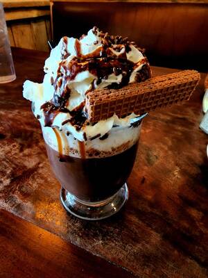 Beautiful Food Porn - The most beautiful Hot coco ðŸ¼ : r/FoodPorn