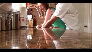 kitchen table fuck - Young housekeeper kitchen table fuck - XVIDEOS.COM