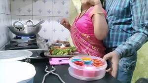 desi girl fuck in kitchen - Indian women kitchen sex video watch online