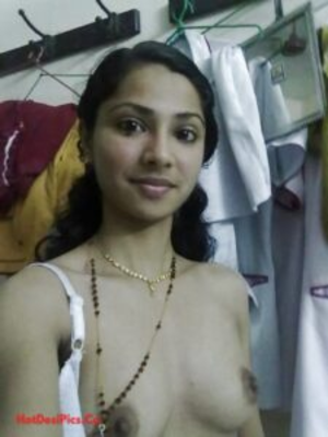 desi nurse naked - naughty mallu nurse ki leaked nude pics