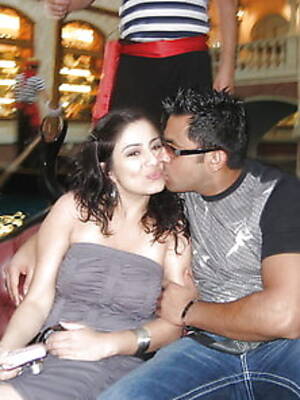 india honeymoon couple nude - Indian Honeymoon Couple Pictures Search (12 galleries)