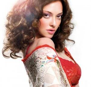 Amanda Seyfried Hardcore Porn - Watch: Amanda Seyfried Embodies Hardcore Porn Legend Linda Lovelace in  First Trailer For 'Lovelace' â€“ IndieWire