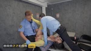 airport - BRAZZERS - Two Security Agents Notice Scarlett Alexis' Wet Pussy At The  Airport & Take Care Of It - Free Porn Videos - YouPorn