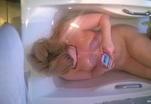 homemade amateur pawg - PAWG wife 3 in the bath