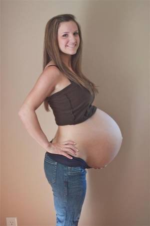 huge pregnant morph sex - Newest morph, finally got my program working again Brunette Belly 2